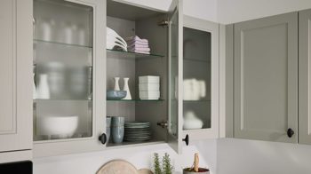 Einbauküche culineo® aus Holz in Hellgrau Culineo® Einbauküche C684 mit gorenje  Einbaugeräten Steingrau - Stellfläche ca. 420 x 335 cm