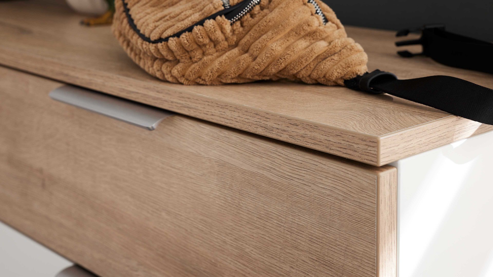 Garderoben-Set Interliving aus Holz in Weiß Interliving Garderobe Serie 6012 - Garderoben-Set weißer Mattlack & Steineiche - dreiteilig