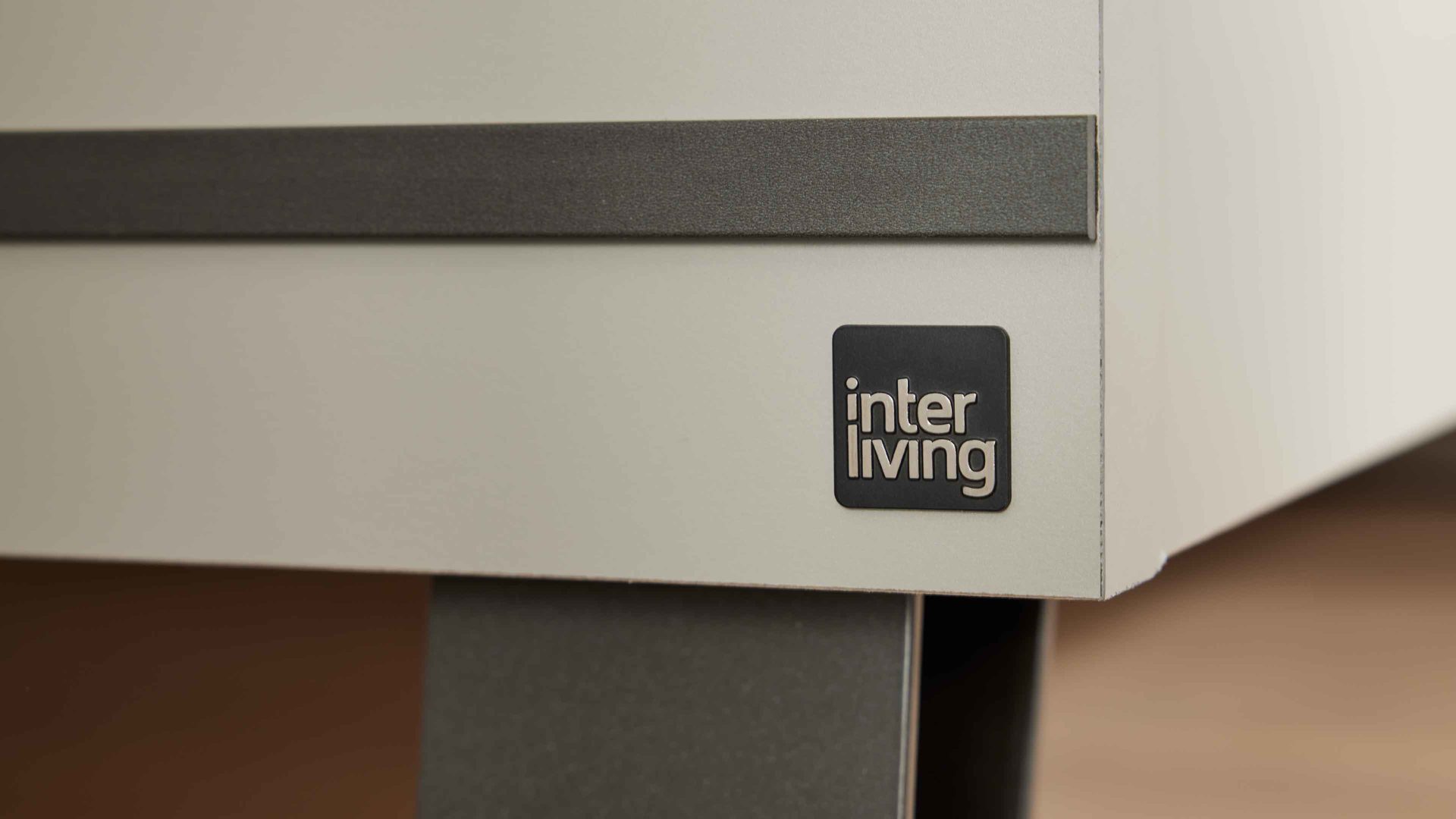 Bettgestell Interliving aus Holz in Weiß Interliving Schlafzimmer Serie 1032 – Bettgestell 309 Weiß, Kieselgrau & Havanna - Liegefläche ca. 180 x 200 cm