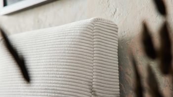 Boxspringbett Interliving aus Stoff in Hellgrau Interliving Boxspringbett Serie 1418 - Boxspringbett mit feinem Cordbezug silberfarbener Feincord – Liegefläche ca. 180 x 200 cm