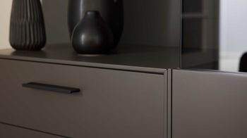 Wohnwand Interliving aus Holz in Dunkelgrau Interliving Wohnzimmer Serie 2030 - Wohnwand Wolfram Grey & Spaltholz - dreiteilig, Länge ca. 275 cm