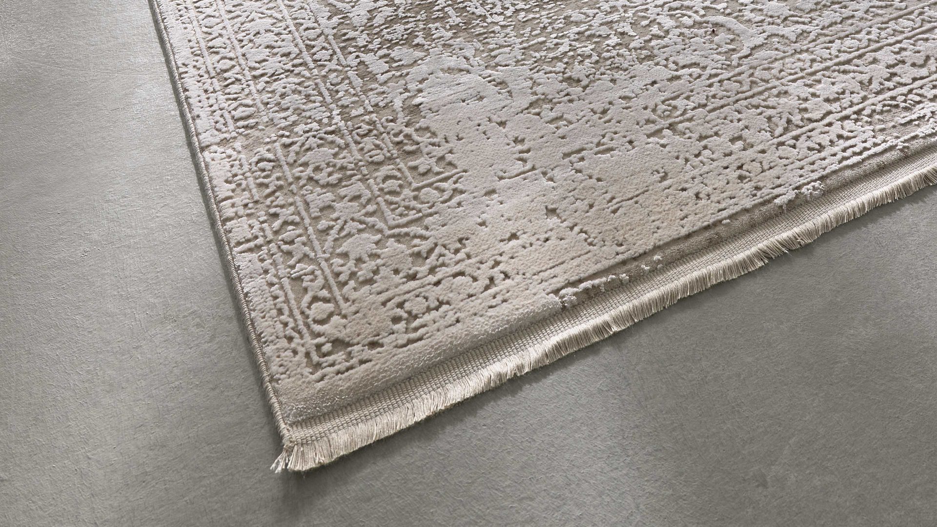 Webteppich Interliving aus Mischgewebe in Hellgrau Interliving Teppich Serie L-8710 Silber – ca. 67 x 130 cm