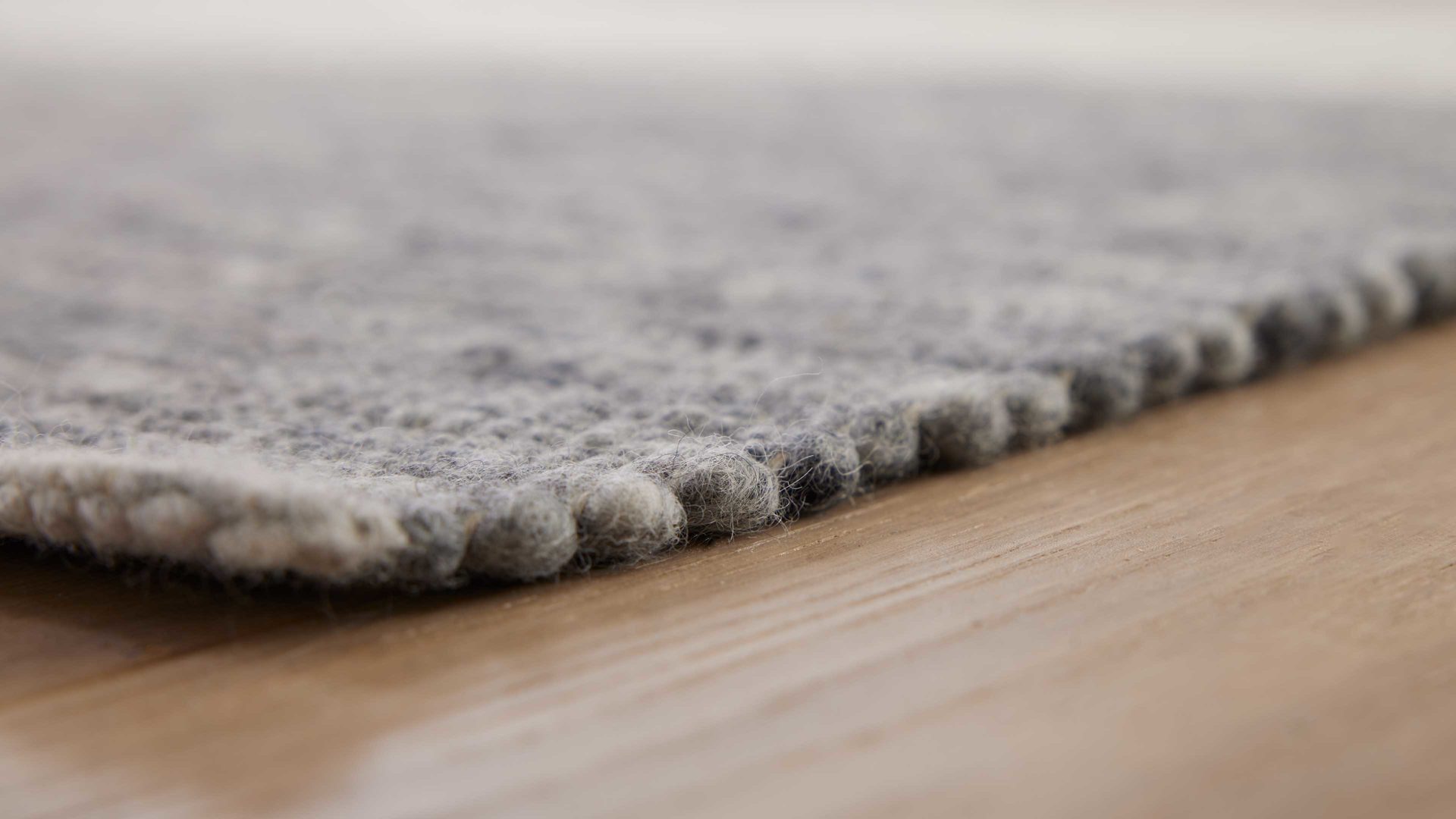 Handwebteppich Interliving aus Naturfaser in Grau Interliving Teppich Serie B-8002 Grau & Hellgrau - ca. 90 x 350 cm