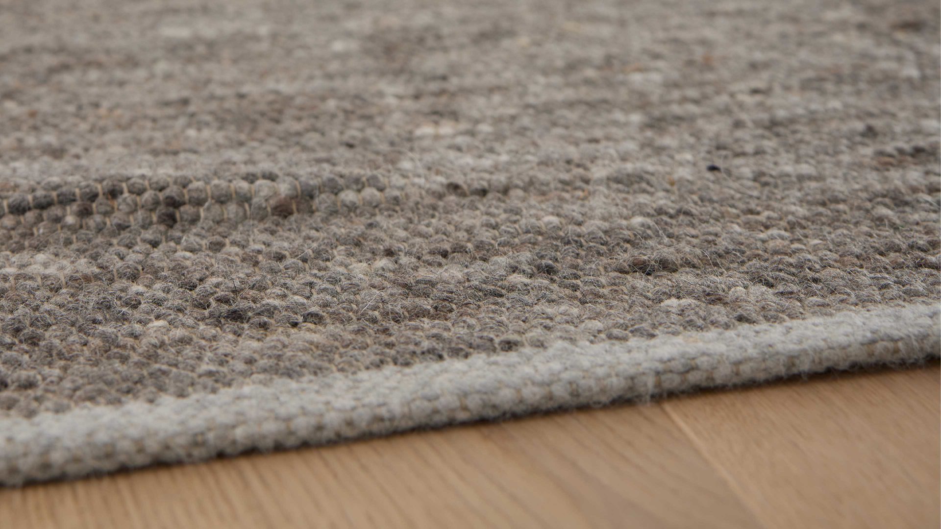 Handwebteppich Interliving aus Naturfaser in Grau Interliving Teppich Serie B-8002 Grau & Hellgrau - ca. 90 x 350 cm