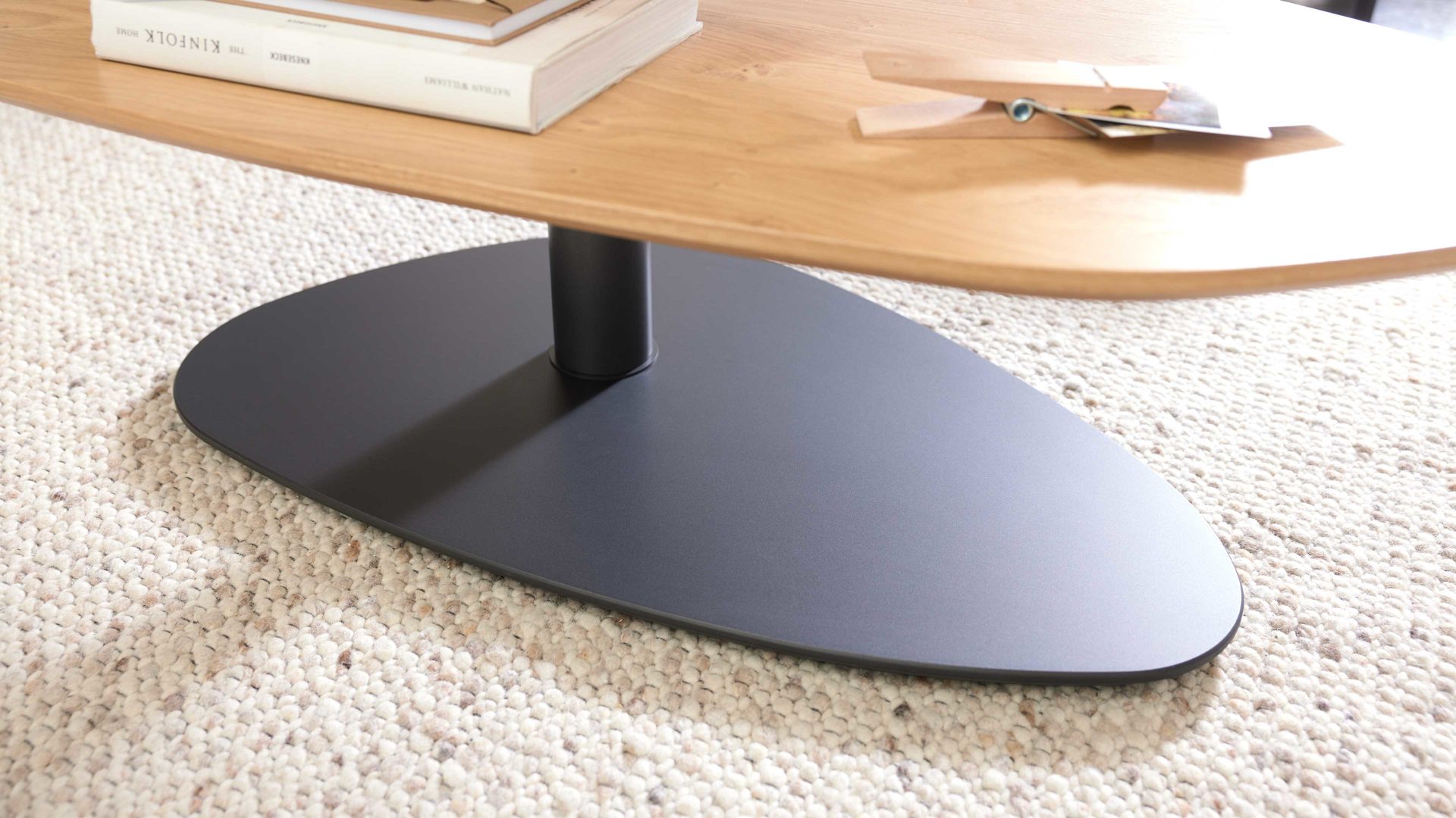 Couchtisch Interliving aus Holz in Anthrazit Interliving Couchtisch Serie 6225 - Couchtisch Anthrazit & Wildeiche - ca. 123 x 69 cm