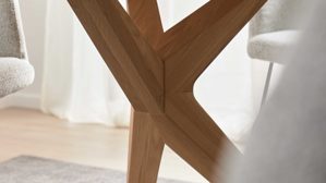 Esstisch Interliving aus Holz in Schwarz Interliving Esszimmer Serie 5118 – Esstisch 6923 Charakter-Eiche - ca. 200 x 100 cm