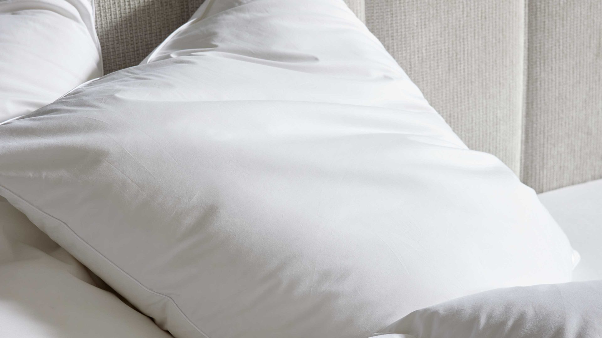 Kopfkissen Interliving aus Stoff in Weiß Interliving Kopfkissen Serie 9204 - Daunenkissen 70 % Federn & 30 % Daunen, ca. 1.100 g - ca. 80 x 80 cm