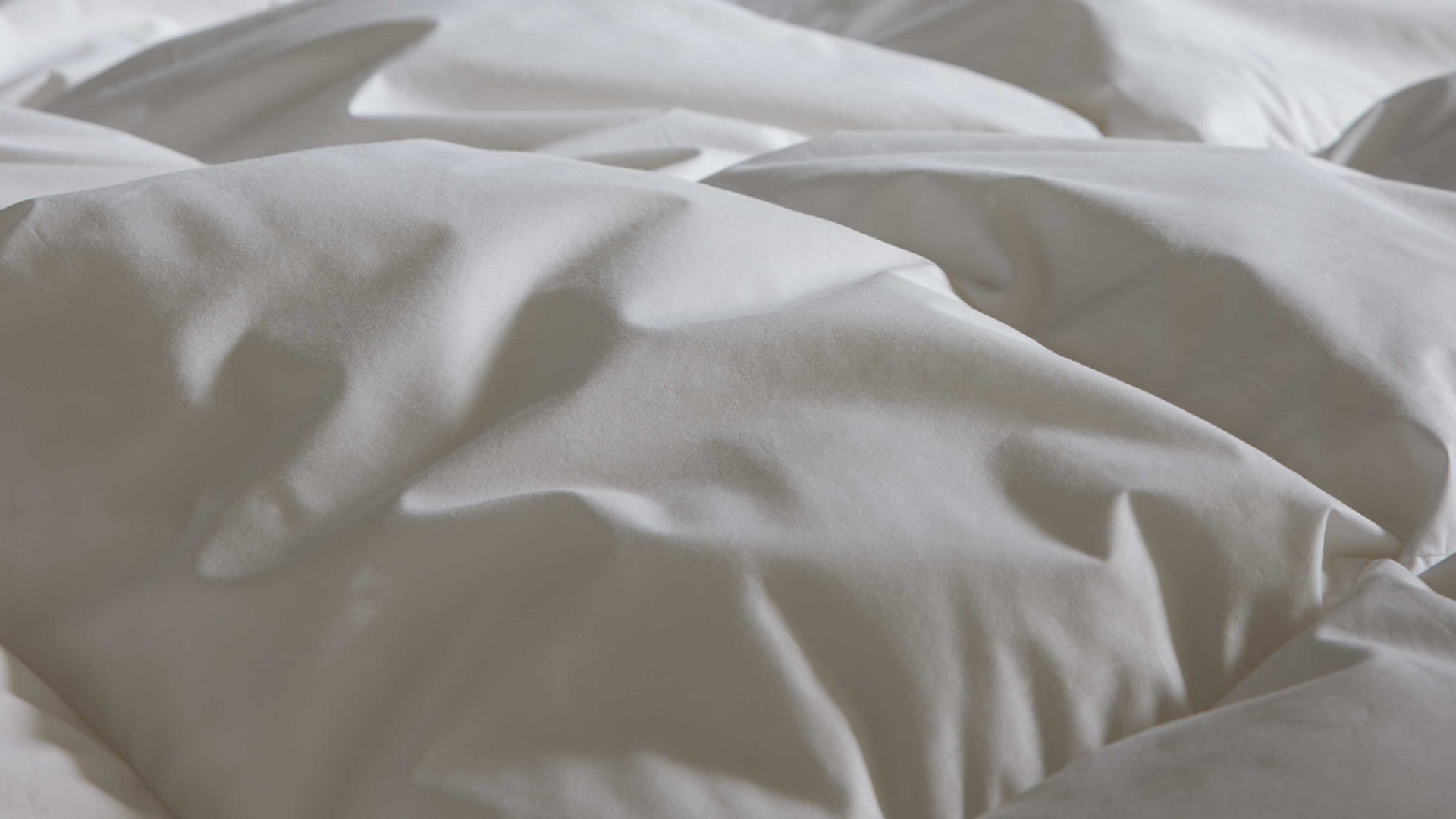 Daunendecke Interliving aus Stoff in Weiß Interliving Bettdecke Serie 9204 - Daunendecke als Sommerbett extraleicht, ca. 240 g Daunen - ca. 135 x 200 cm