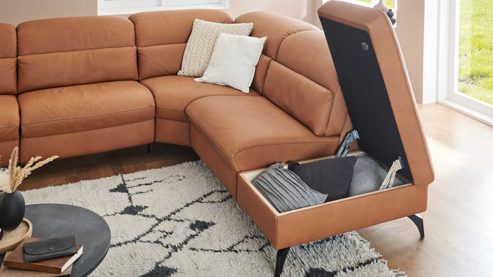 Ecksofa comfortmaster besser sitzen, liegen, leben aus Leder in Hellbraun Comfortmaster Spektra 1480 - Relax-Wohnlandschaft mit vielen Funktionen honigfarbenes LongLife-Leder Rustika LG 24 – Stellfläche ca. 237 x 255 cm