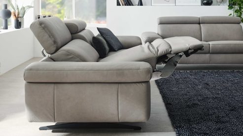 2,5-Sitzer comfortmaster besser sitzen, liegen, leben aus Leder in Grau Comfortmaster Spektra 1182 - 2,5-Sitzer mit vielen Funktionen stahlfarbenes LongLife-Leder LG 24 & Metallkufen - Länge ca. 220 cm