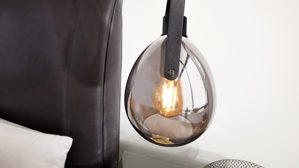 Pendelleuchte Interliving aus Glas in Grau Interliving Leuchten Serie 9332 - Hängeleuchte Rauchglas & Mattschwarz – Durchmesser ca. 15 cm