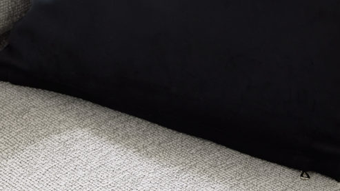 Kissenbezug /-hülle Interliving aus Stoff in Schwarz Interliving Kissenhülle Serie 9120 schwarzer Samt - ca. 40 x 60 cm