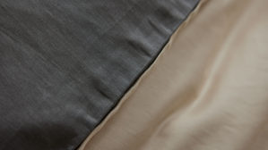 Bettwäsche-Set Interliving aus Stoff in Beige Interliving Bettwäsche Serie 9128 Baumwollsatin in Sand & Anthrazit - ca. 135 x 200 cm