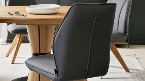 Polsterstuhl Interliving aus Stoff in Dunkelgrau Interliving Esszimmer Serie 5102 – Polsterstuhl V131 graphitfarbene Mikrofaser Atlantis & Wildeiche