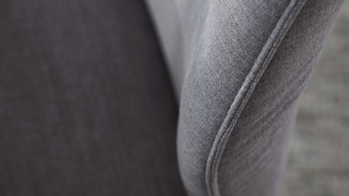 Polsterstuhl Interliving aus Stoff in Grau Interliving Esszimmer Serie 5102 – Polsterstuhl mit Drehfunktion kieselfarbener Webstoff Tirol & schwarzes Eisen