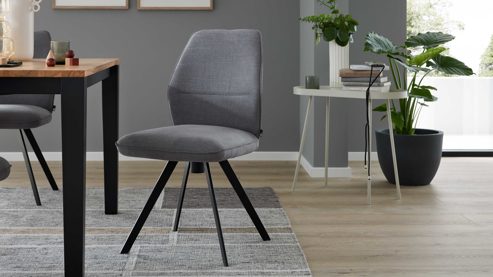 Polsterstuhl Interliving aus Stoff in Grau Interliving Esszimmer Serie 5102 – Polsterstuhl mit Drehfunktion kieselfarbener Webstoff Tirol & schwarzes Eisen