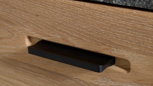 Schuhschrank Interliving aus Holz in Holzfarben Interliving Garderoben Serie 6014 - Schuhschrank Wildeiche & Granitfurnier - zwei Schubladen, zwei Türen, Breite ca. 135 cm