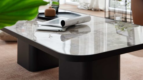 Couchtisch Interliving aus Keramik in Weiß Interliving Couchtisch Serie 6229 marmorfarbene Keramik Calcatta & schwarzer Stahl - ca. 140 x 80 cm