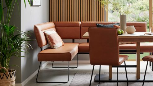 Eckbank Interliving aus Stoff in Hellbraun Interliving Esszimmer Serie 5505 - Eckbankkombination caramelfarbene Mikrofaser 925-72 & schwarzes Metall - Stellfläche ca. 169 x 215 cm