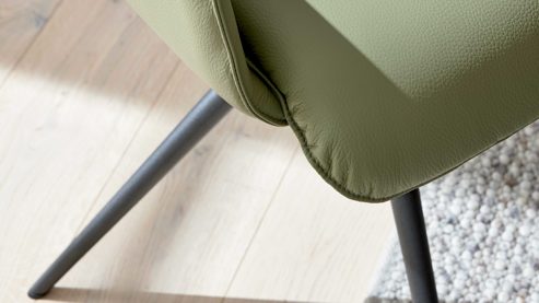 Polsterstuhl Interliving aus Leder in Grün Interliving Esszimmer Serie 5115 - Armlehnstuhl Aiko Four A32 jadefarbenes Leder LD7830 & umbragraues Metall