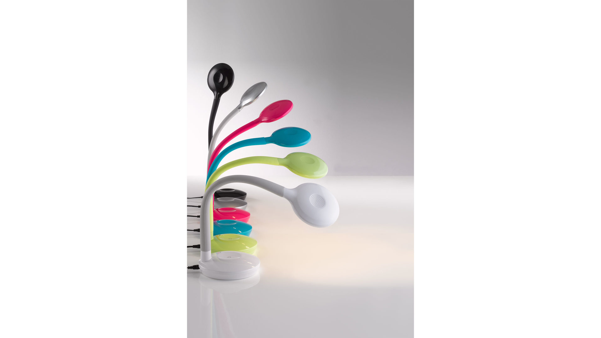 Schreibtischleuchte Reality leuchten aus Kunststoff in Metallfarben RL LED Tischleuchte Cobra bzw. LED Tischlampe titanfarbener Kunststoff - Höhe ca. 47 cm