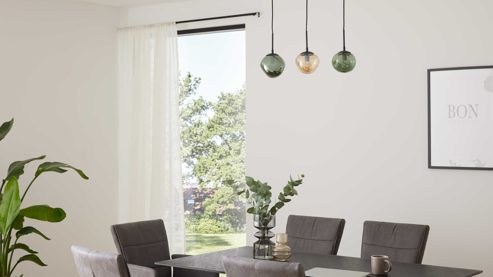 Pendelleuchte Interliving aus Glas in Mehrfarbig Interliving Leuchten Serie 9350 - Hängelampe Glas in Amber, Grün & Rauch - drei Lampenschirme