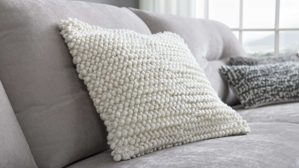 Kissenbezug /-hülle Interliving aus Stoff in Weiß Interliving Kissenhülle Serie 9115 wollweißes Mischgewebe - ca. 45 x 45 cm